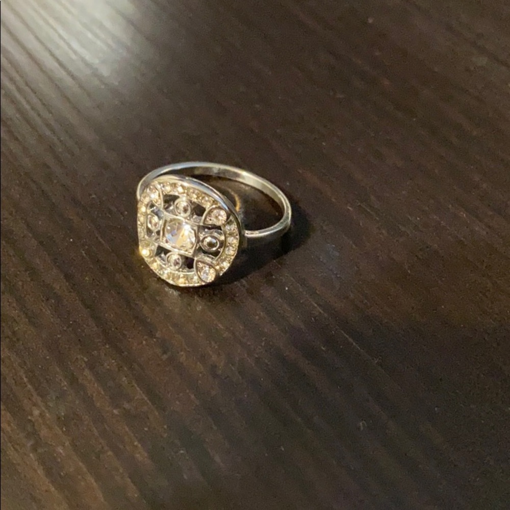 3/$25 Beautiful ring - Picture 2 of 4
